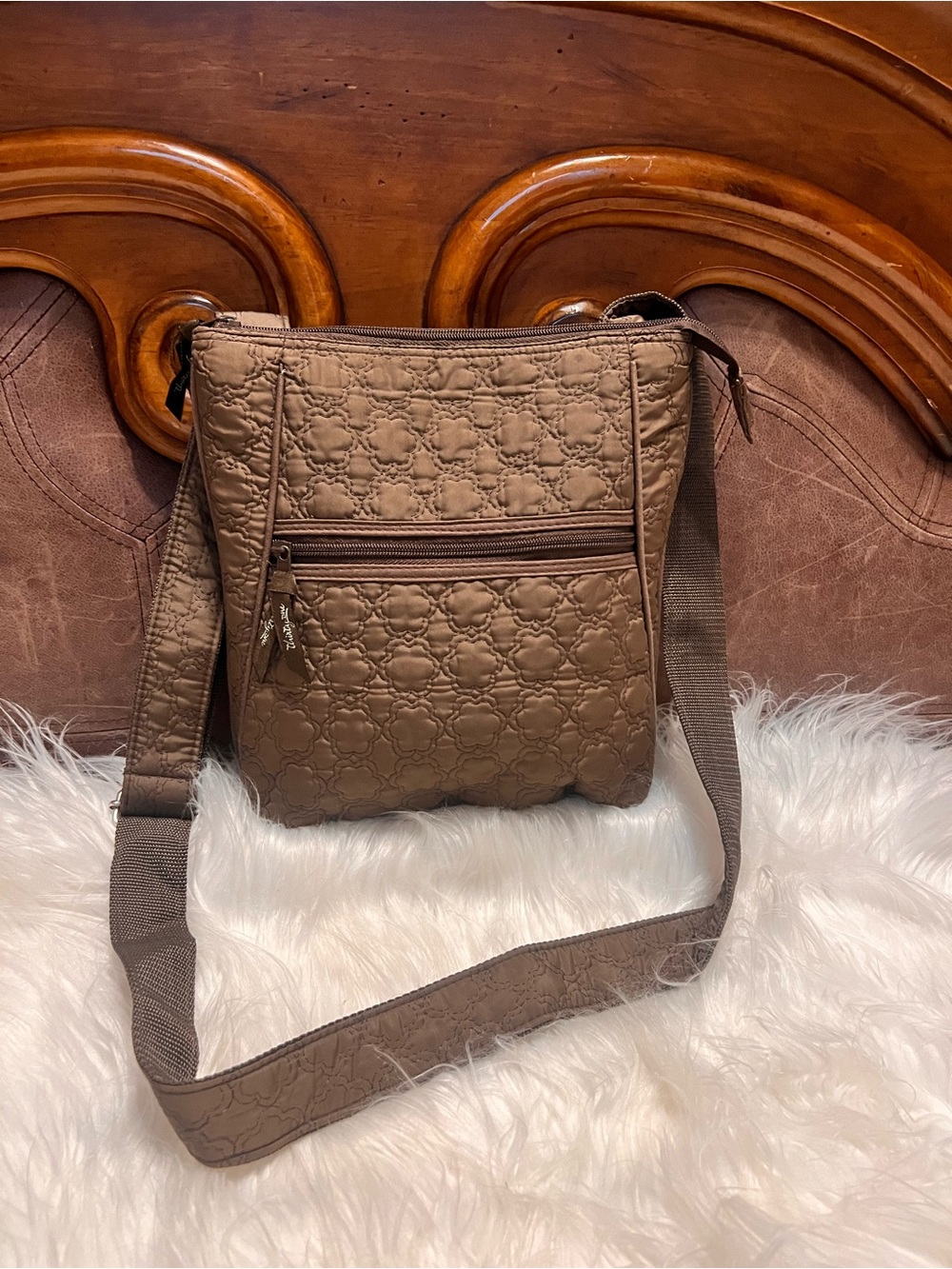 thirty-one Quilted Crossbody Bag in Brown Taupe